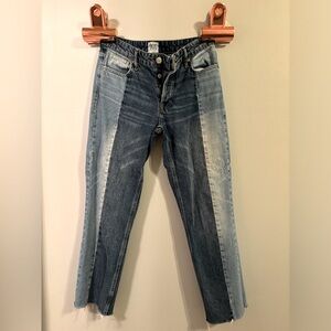 Size 27 BDG/urban outfitters two-toned jessye wide-legged blue jeans!